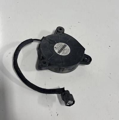 Acura TLX 2015 2016 2017 15 16 17 Battery Cooling FAN OEM 31651-TZ7-A01 - Image 1 of 3