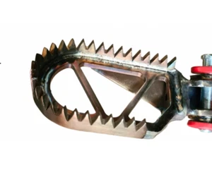 Mitigator Gator Foot Pegs Stainless Steel Fits Beta RR 2020-2025 -5MM Offset - Picture 1 of 6
