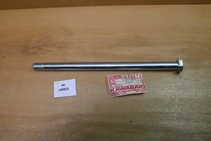 Albero Kawasaki 33032-1002, braccio oscillante NOS NUOVO originale xx10453 - Foto 1 di 1