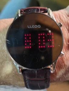 Lleda Digital Watch - Picture 1 of 7
