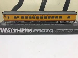 Walthers Proto Ho UP 85' ACF 44 Seat Coach "Sunshine Special" Rd #5480 920-18005 - Picture 1 of 7