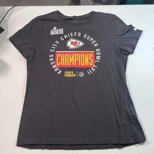 The Nike Tee Women’s Size Medium Kansas City Chiefs Super Bone Tshirt EUC - Picture 1 of 7