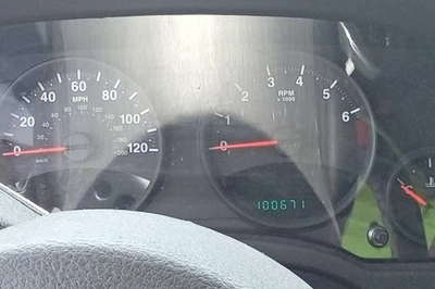 Jeep Compass 2012 OE velocímetro calibre clúster 100 k millas Foto 1 de 4