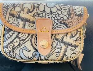 Disney Dooney & Bourke Disney Cruise Line Fantasy Inaugural Wristlet Purse NWT - Picture 1 of 3