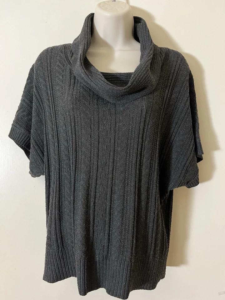 Suéter tejido con cable iZ Byer para mujer talla S capucha cuello manga corta top gris carbón Foto 1 de 4