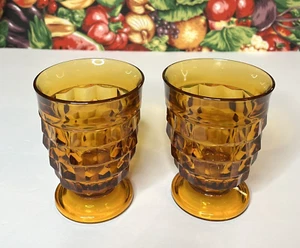 Set di 2 bicchieri vintage Indiana Colony vetro ambra Whitehall 8 oz piedi - Foto 1 di 7