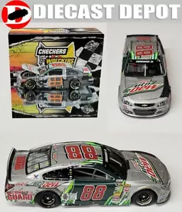DALE EARNHARDT JR 2014 BRISTOL RACED VERSION *CHECKERS OR WRECKERS* 1/24 ACTION - Picture 1 of 5