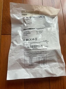 Allen Bradley Photoswitch RightSight 42EF-R9SCB-G4 NEW - Picture 1 of 4