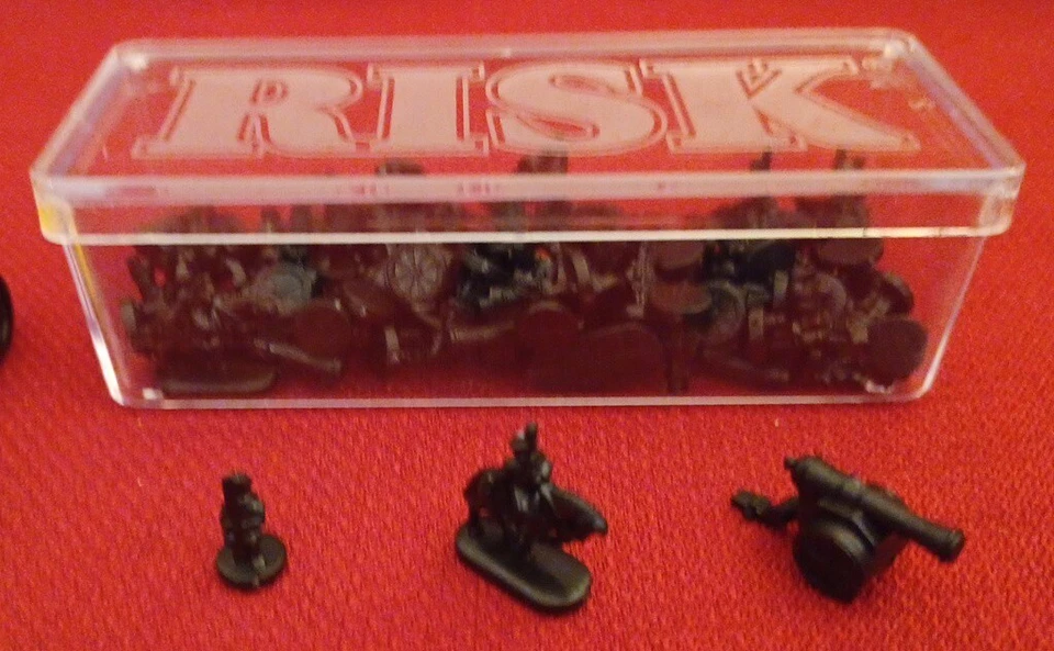 Настольная игра Risk 1998/1999 Hasbro полная замена армейская черная - Изображение 1 из 1