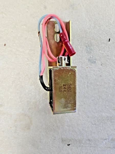 81D 24 Volt DC Pull Type Solenoid Witg Bracket - Picture 1 of 3