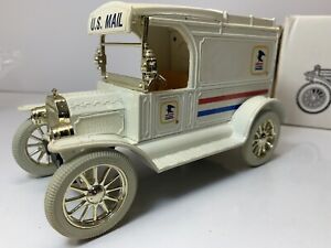 Ertl 1913 Ford Model T Van US Mail Delivery Truck White Metal Coin Bank