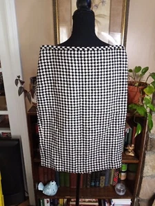 Ann Taylor Loft Petite, Women's 2P Black/White Woven Chevron Pencil Skirt Lined - Picture 1 of 7