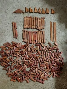 Lot Of 224 Lincoln Logs Wooden Light Brown - Picture 1 of 3