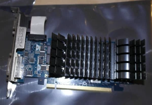 ASUS EN210 Silent/DI/1GD3-L PCI-E VGA DVI HDMI Video Card Nvidia GeForce 210 1GB - Picture 1 of 6