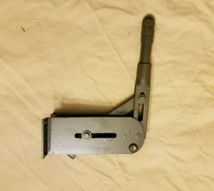 M561 Gama Goat Parking Brake Lever N.O.S. Manual control gamma Military 6x6 - Foto 1 di 6
