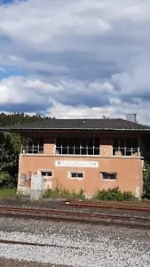 Gartengrundstück zum Verkauf. 720 m2 mit Haus Bestand und eigenem Brunnen - Bild 1 von 12
