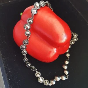 Collar Gargantilla Cuentas Facetadas Vidrio Piedra Negra Firmado LC 16" - Imagen 1 de 2