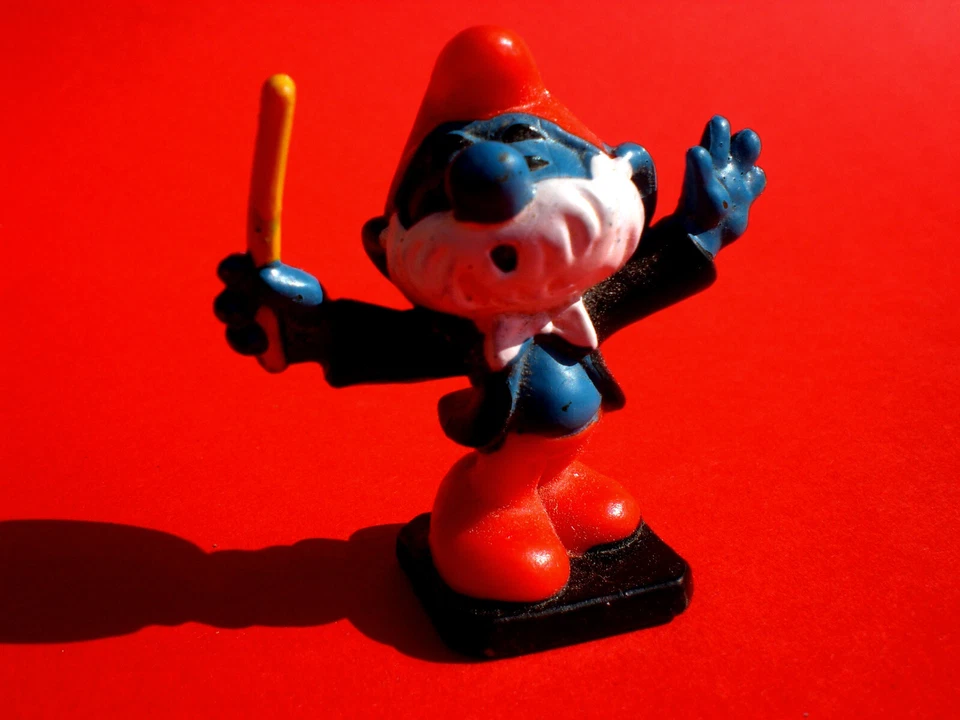 SCHLEICH  PEYO BULLY SCHLUMPF als DIRIGENT - Bild 1 von 1