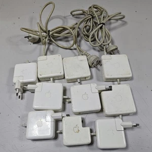 Lot De 10 Apple Adaptateurs - Pas Fonctionnant, Pour Pièces, Various Models - Imagen 1 de 6