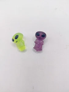 Juguete alienígena de vinilo Out of this World de FUN EXPRESS!  - Imagen 1 de 2