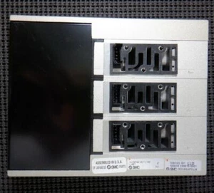 Gruppo collettore SMC VV5FS2-01T1-031-02 - Foto 1 di 6