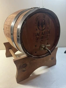 BACARDI Oakheart Rum Eichenfassspender - Werbeartikel - Bild 1 von 11