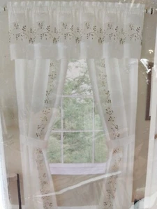 Achim Fairfield 5 Piece Window Curtain Set 55in x 84in Floral Embroidered - Picture 1 of 8