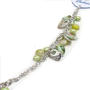 Brazalete Dije Corazón y Cuentas Tono Plateado VERDE - Imagen 1 de 1