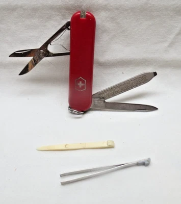 Victorinox Swiss Multi Use Knife 2 1/4" Closed Scissors Toothpick Tweezers - Image 1 of 4