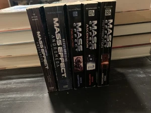 Mass Effect Paperback Book Set 1-3 By Drew Karpyshyn ME Andromeda Books 1 & 2 - Bild 1 von 11