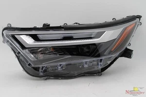Faro izquierdo Toyota RAV4 2023 811500R350 - Imagen 1 de 4