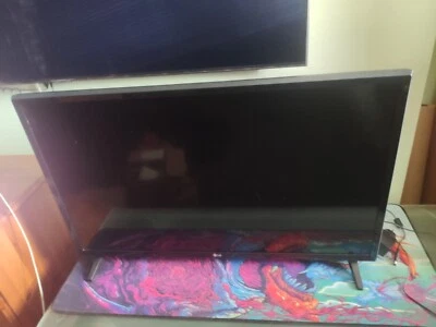 LG 32MN19HM-P HD IPS LED monitor  - Image 1 of 4