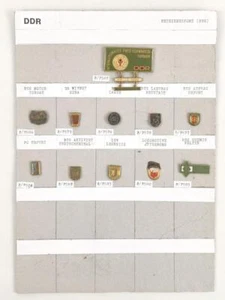 DDR, Sammlung Kleinabzeichen zum Thema Betriebssport, auf Karton geklebt - Picture 1 of 4