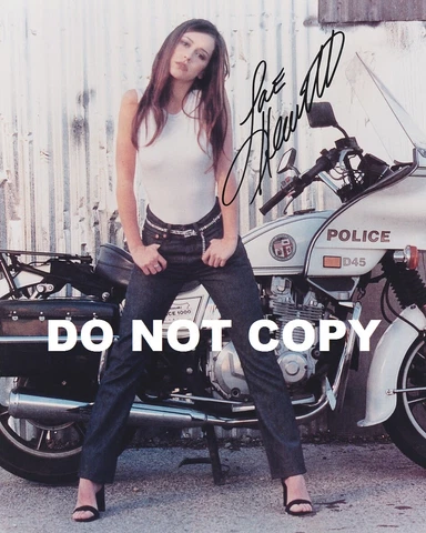 JENNIFER LOVE HEWITT 8x10 Photo Hand Signed Autograph COA Super Sexy Photograph Cover