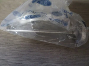 FORD 2.0 Zetec 16v Inlet Valve Part No 1120797 - Picture 1 of 3