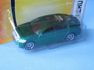 Matchbox Lexus GS430 carrocería verde metálico modelo de coche de juguete 70 mm en logotipo BP 55 - Imagen 1 de 2