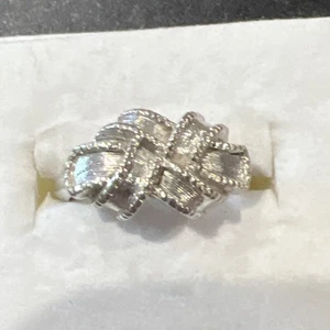 Vintage Avon Ring Size 5 Signed - Picture 1 of 8