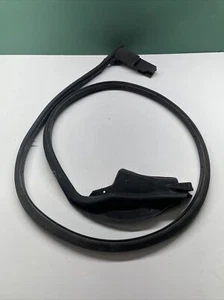 2008 Chrysler Sebring Door Weather Strip Right 05076134AG OEM - Picture 1 of 10