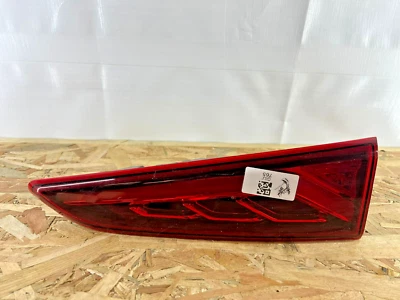 Stop Light Rear Tailgate Int Rh Hyundai Kona - Image 1 of 4