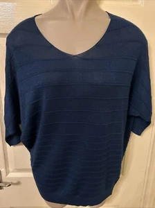 M blau glitzernder Pullover mit V-Ausschnitt, Fledermaus, lockerer von Trend - Bild 1 von 6