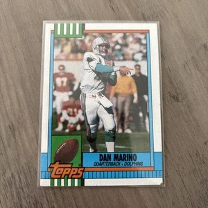 1990 Topps Football #323 Dan Marino HOF Miami Dolphins - Picture 1 of 1