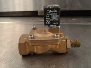Electroválvula lavadora carga frontal 230V Continental Girbau P/N: G116277, G142778P - Imagen 1 de 5