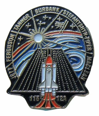 PIN esmalte de colección NASA STS-115 ATLANTIS Burbank Maclean Tanner  Foto 1 de 3