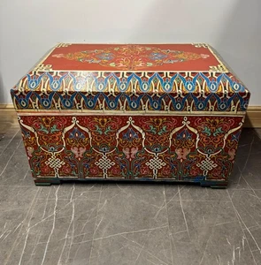 Lovely Large Antique Moroccan Arabesque Painted Wooden Berber Blanket Toy Chest - Picture 1 of 14