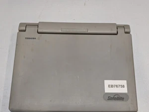 Toshiba Satellite 200CDS Vintage Laptop - Working, Signs of Use - Picture 1 of 10