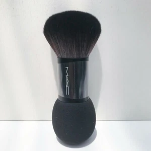 MAC dual-ended Foundation / Sponge Brush, Full Size, Brand New! - Picture 1 of 5