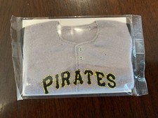 2005 UPPER DECK VINTAGE MINI JERSEY PIRATES ROBERTO CLEMENTE