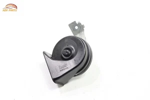 2017 - 2020 FORD FUSION LEFT DRIVER SIDE LOW NOTE TONE HORN SIGNAL OEM - Picture 1 of 8