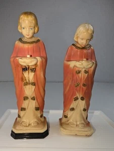 Vtg Religious Figurine Plastic Marked CM IP Sacrament Alter Person Set Of Two - Imagen 1 de 22