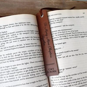 Handmade Personalised Leather Bookmark 3rd Anniversary Bookmark - Gifts For Him - Imagen 1 de 15